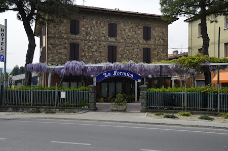 Hotel Ristorante Pizzeria La Formica Via Gaetano, Via Tavoni, 679, 41056 Formica MO, Italia