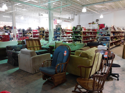Thrift Store «The Salvation Army Family Store & Donation Center», reviews and photos, 31015 Harper Ave, St Clair Shores, MI 48080, USA