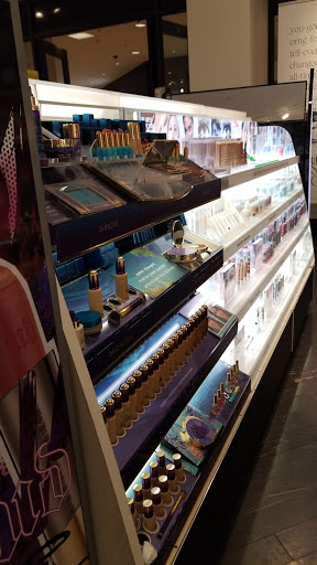 Cosmetics Store «SEPHORA», reviews and photos, 12000 SE 82nd Ave #1070, Portland, OR 97086, USA