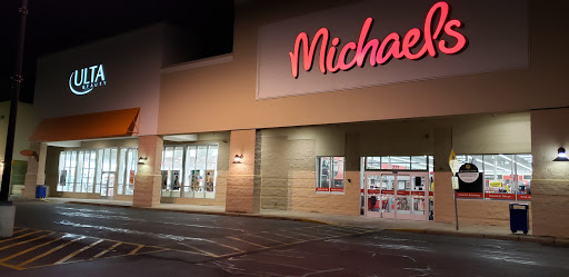 Craft Store «Michaels», reviews and photos, 579 Troy Schenectady Rd, Latham, NY 12110, USA