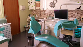 Hrdlička a syn s.r.o. - Privátní stomatologická praxe