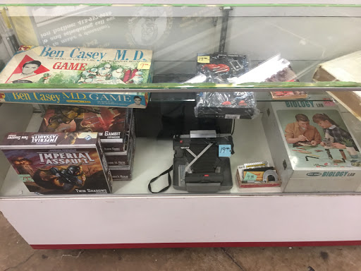 Thrift Store «Community Thrift Center», reviews and photos, 2226 Noblestown Rd, Pittsburgh, PA 15205, USA