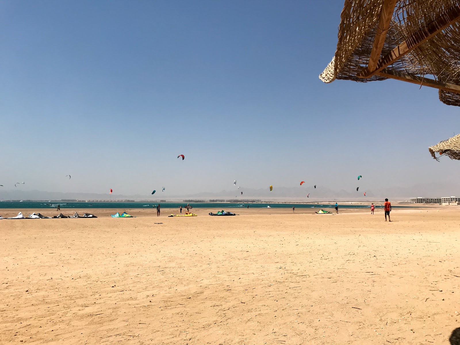 Foto von Mesca Beach mit sehr sauber Sauberkeitsgrad