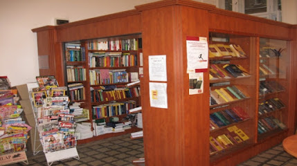 Ronni Könyvkereskedés Jogi Könyvesbolt (PKKB épületében)