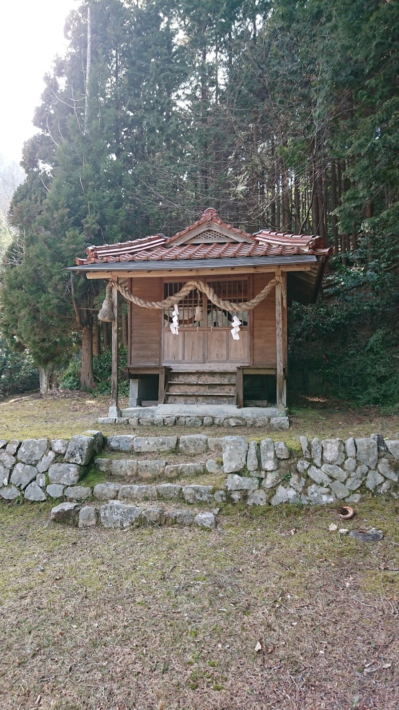 横山荒神社