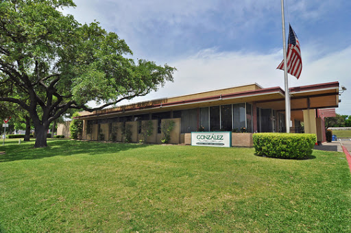 Funeral Home «Gonzalez Funeral Home & Crmtry», reviews and photos, 3050 N Stemmons Fwy, Dallas, TX 75247, USA