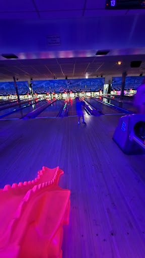 Bowling Alley «Central Bowling Lanes & Family», reviews and photos, 3917 Central Ave, Hot Springs, AR 71913, USA