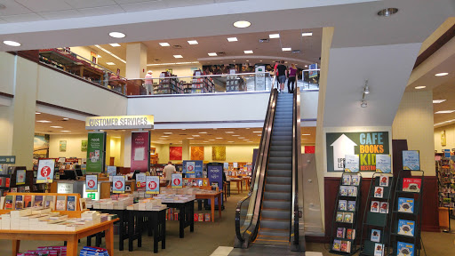 Book Store «Barnes & Noble», reviews and photos, 1 Levee Way, Newport, KY 41071, USA