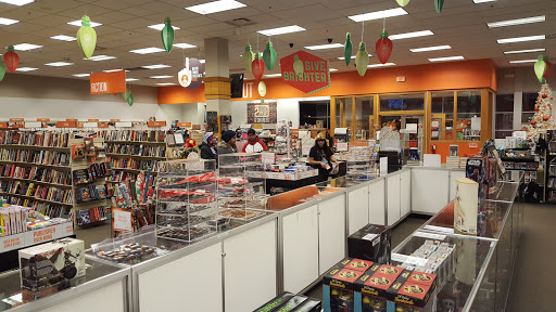 Used Book Store «2nd & Charles», reviews and photos, 2904 Prince William Pkwy, Woodbridge, VA 22192, USA