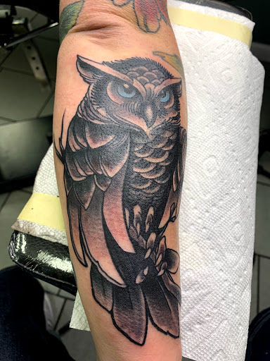 Explore pittsburgh steelers tattoos ideas, creative tattoo ideas in Saint Louis, available at Steel and Ink Tattoo Studio