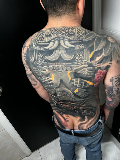 Explore eyelid tattoo ideas, creative tattoo ideas in Astoria, available at Xolotl Tattoo Gallery