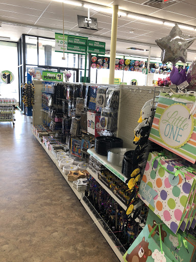 Dollar Store «Dollar Tree», reviews and photos, 7041 Brookfield Plaza, Springfield, VA 22150, USA