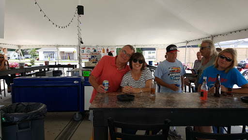 Bar «Orchard Inn Tavern», reviews and photos, 800 N 3rd St, Effingham, IL 62401, USA