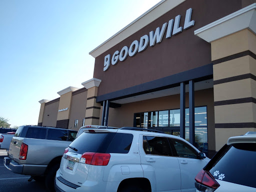 Thrift Store «Thunderbird & Dysart Goodwill Retail Store & Donation Center», reviews and photos, 13055 W Thunderbird Rd, El Mirage, AZ 85335, USA