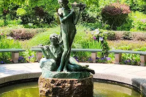 Burnett Fountain image