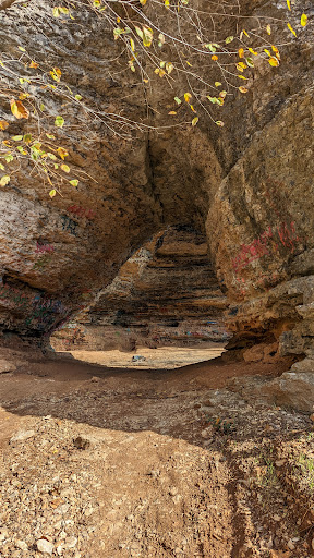 Ash Cave