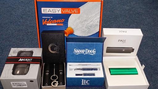 Tobacco Shop «Smoke N Pipes Smoke Shop», reviews and photos, 5306 Washington Ave, Houston, TX 77007, USA