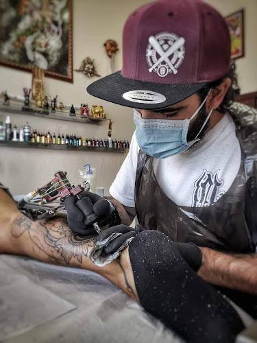 Mad Needle Tattoo Art - Torres Novas
