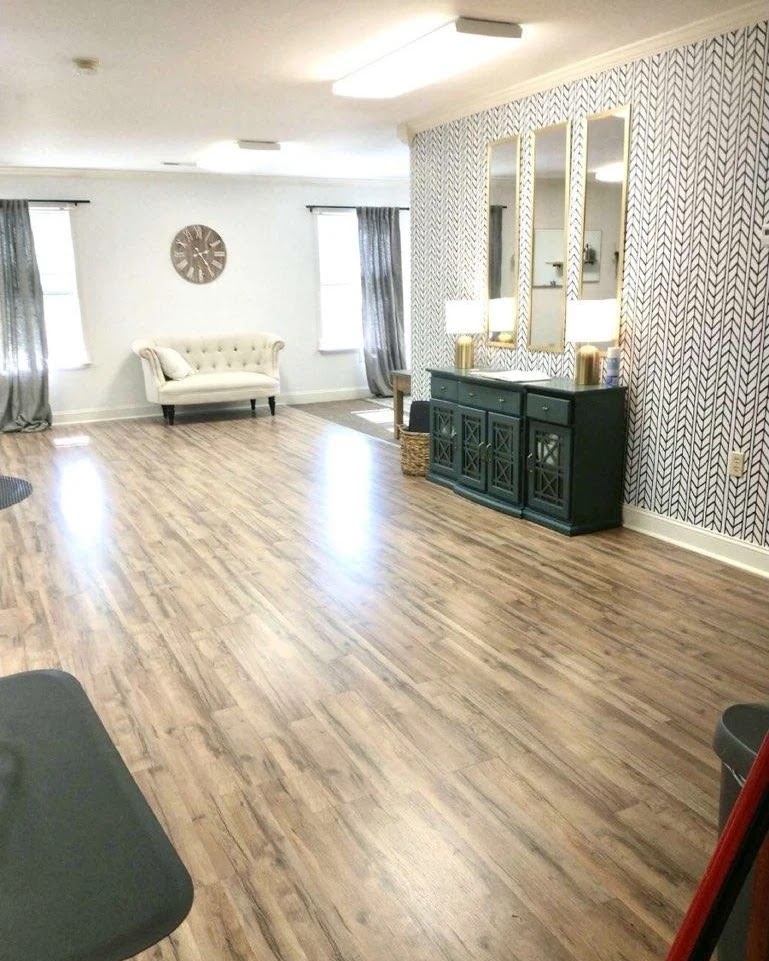Springville Hair Studio 35146