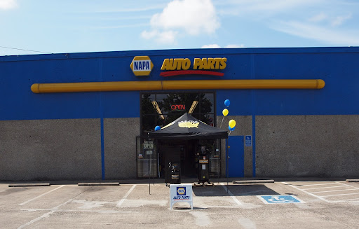Auto Parts Store «NAPA Auto Parts - Lawrences Auto Parts Inc», reviews and photos, 5105 Commercial St SE, Salem, OR 97306, USA