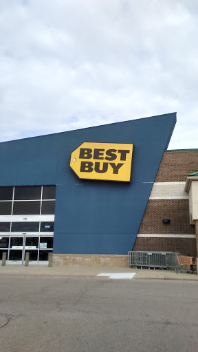 Electronics Store «Best Buy», reviews and photos, 2169 S Telegraph Rd, Bloomfield Hills, MI 48302, USA