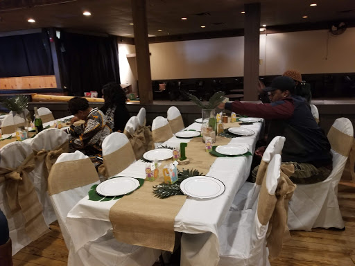 Shopping Mall «Chapel Hill Mall», reviews and photos, 2000 Brittain Rd, Akron, OH 44310, USA