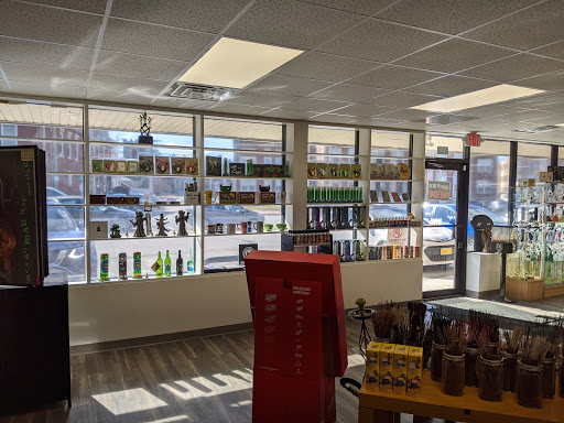 Tobacco Shop «Smoke Signals Pipe & Tobacco», reviews and photos, 3 Main St, Dover, NH 03820, USA