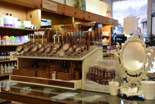 Health Food Store «Burlington Health Foods», reviews and photos, 165 E Chestnut St, Burlington, WI 53105, USA