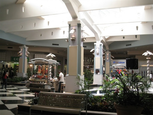 Shopping Mall «Ford City Mall», reviews and photos, 7601 S Cicero Ave, Chicago, IL 60652, USA
