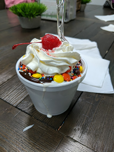 Ice Cream Shop «Vanderwendes at Dewey», reviews and photos, 23 Bellevue St, Dewey Beach, DE 19971, USA