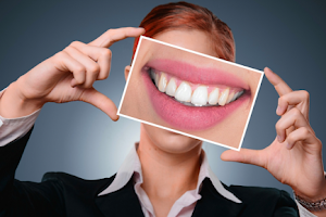 الماس لطب الأسنان Almass dental clinic image