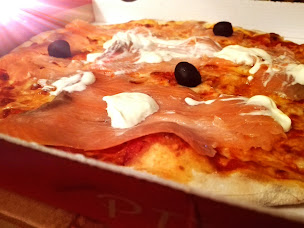Photo n°55 de Pizza Delizia chemin vert à Paris ()