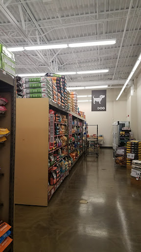 Pet Supply Store «Pet Supplies Plus», reviews and photos, 1970 Portage Trail, Cuyahoga Falls, OH 44223, USA