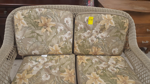 Thrift Store «St. Vincent de Paul Budget Store», reviews and photos, 2025 Cairo Rd, Paducah, KY 42001, USA