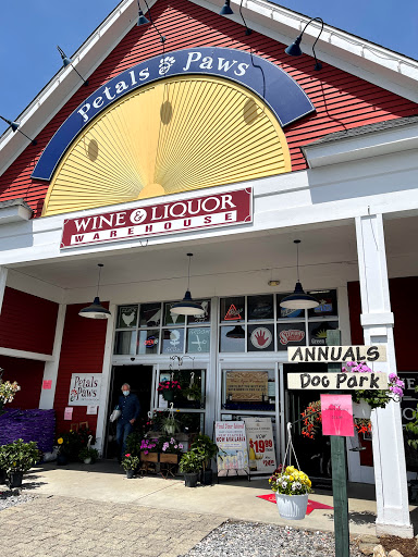 Wine Store «Wine & Liquor Warehouse», reviews and photos, 465 Albany Turnpike, Canton, CT 06019, USA