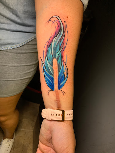 Explore air tattoo ideas, creative tattoo ideas in Atlanta, available at Iron Palm Tattoos & Body Piercing Atlanta