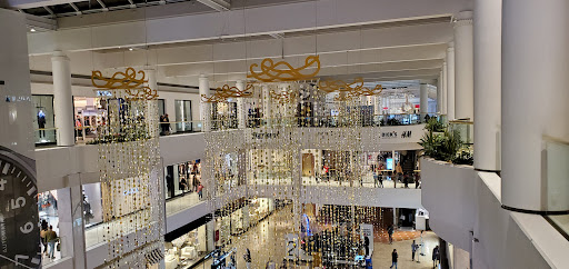 Shopping Mall «Scottsdale Fashion Square», reviews and photos, 7014 E Camelback Rd, Scottsdale, AZ 85251, USA