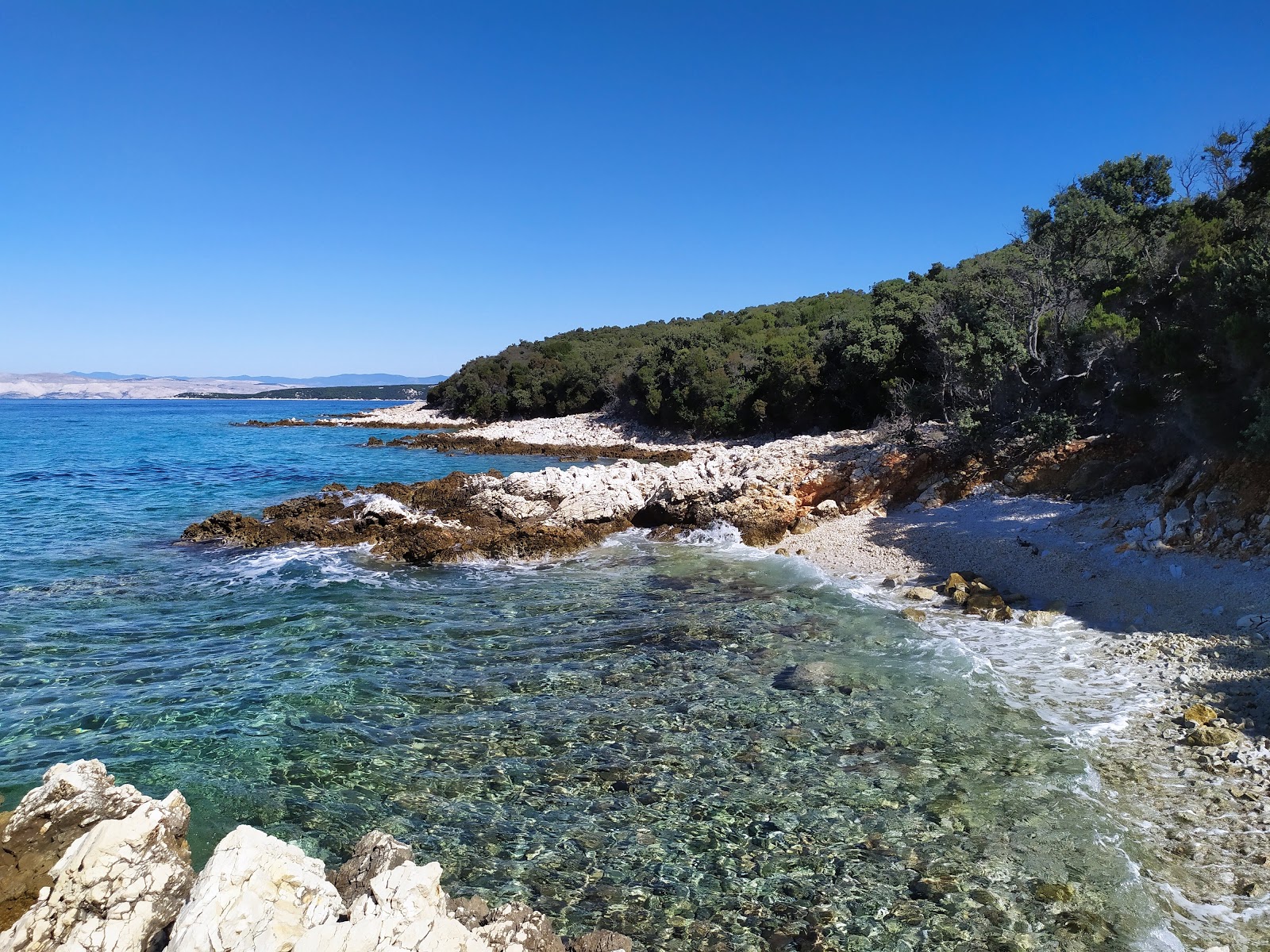 Foto di Uvala Valsika con una superficie del ciottolame