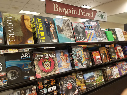 Book Store «Barnes & Noble», reviews and photos, 13400 Maxella Ave, Marina Del Rey, CA 90292, USA