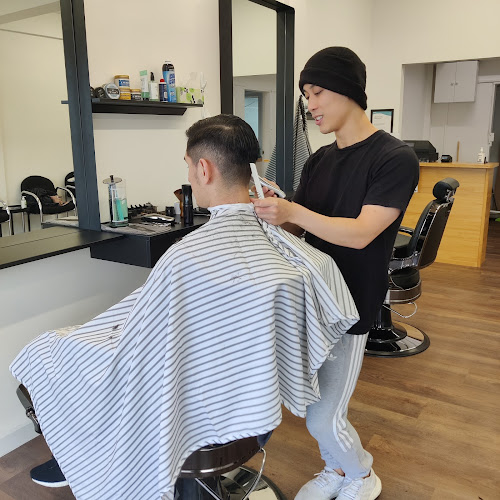 Comments and reviews of No Good Barbers