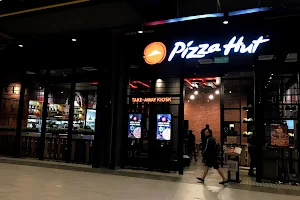 Pizza Hut Restaurant Sky Avenue Genting image