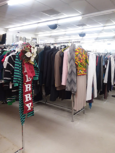 Thrift Store «JUNK 4 UR TRUNK THRIFT STORE», reviews and photos, 5494 New Jesup Hwy, Brunswick, GA 31523, USA