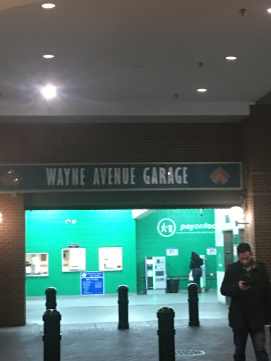 Shopping Mall «Downtown Silver Spring», reviews and photos, 908 Ellsworth Dr, Silver Spring, MD 20910, USA