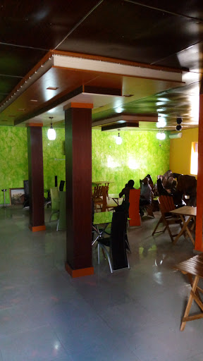Vonerika Restaurant & Bar, 39 Atekong Dr, Atekong, Calabar, Nigeria, Pizza Delivery, state Cross River