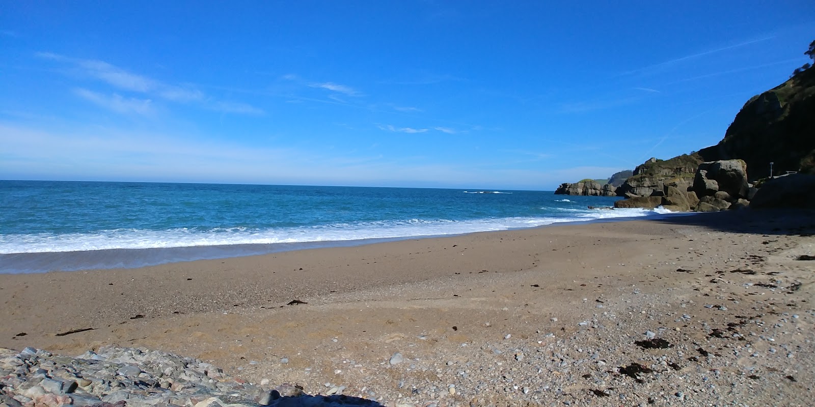 Fotografija Playa de Serin priljubljeno mesto med poznavalci sprostitve