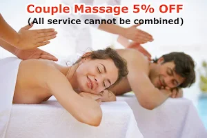 Healthy 100% Massage image