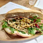 Photo n°2 de l'avis de domenico.a fait le 02/08/2023 à 16:00 sur le  Paninoteca Pane e Mozza - casari e salumieri à Alberobello