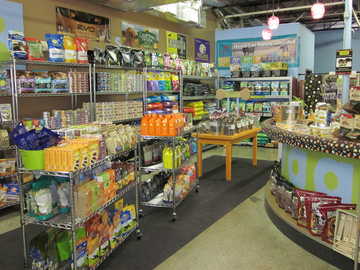 Pet Store «Wag Natural Pet Market & Grooming Tampa», reviews and photos, 304 E Davis Blvd, Tampa, FL 33606, USA