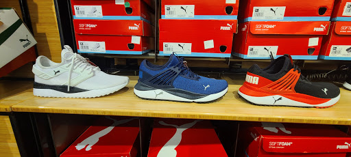 Shoe Store «PUMA», reviews and photos, 1650 Premium Outlet Blvd #333, Aurora, IL 60502, USA