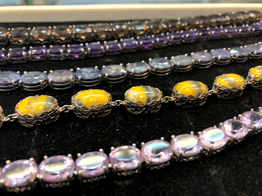 Pawn Shop «Cesar Chavez Pawn & Jewelry», reviews and photos, 2209 East Cesar E Chavez Avenue, Los Angeles, CA 90033, USA